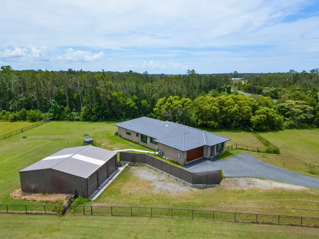 134 Carrs Drive, Yamba, NSW 2464