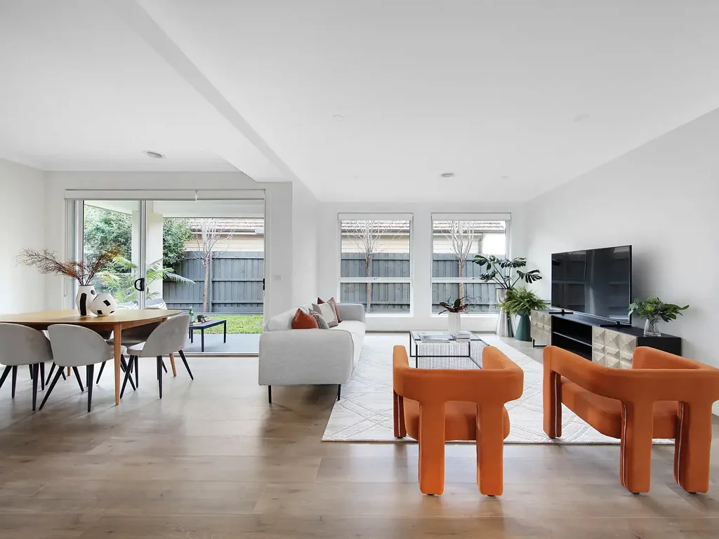 Oakleigh South 4બેડરૂમ Private, Spacious & Sun-Drenched in a Tightly Held Oakleigh South Pocket
