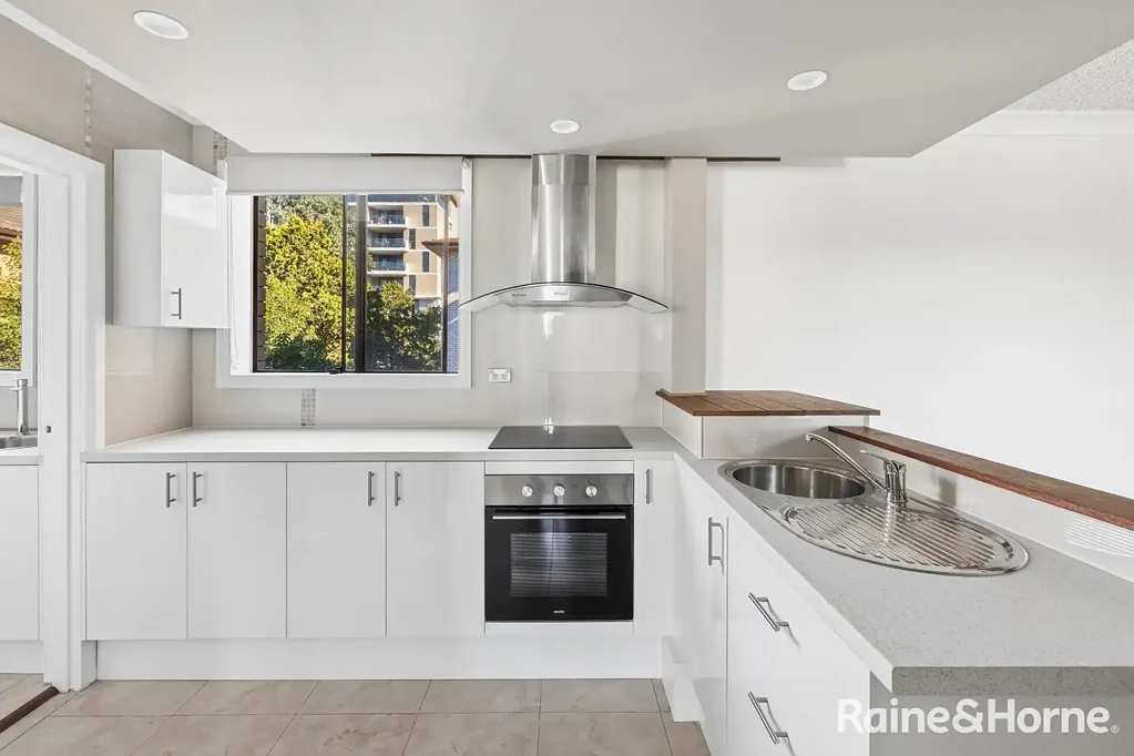 Liverpool 2房 Liverpool 宽敞两卧室公寓 Spacious Two-Bedroom Apartment in Liverpool