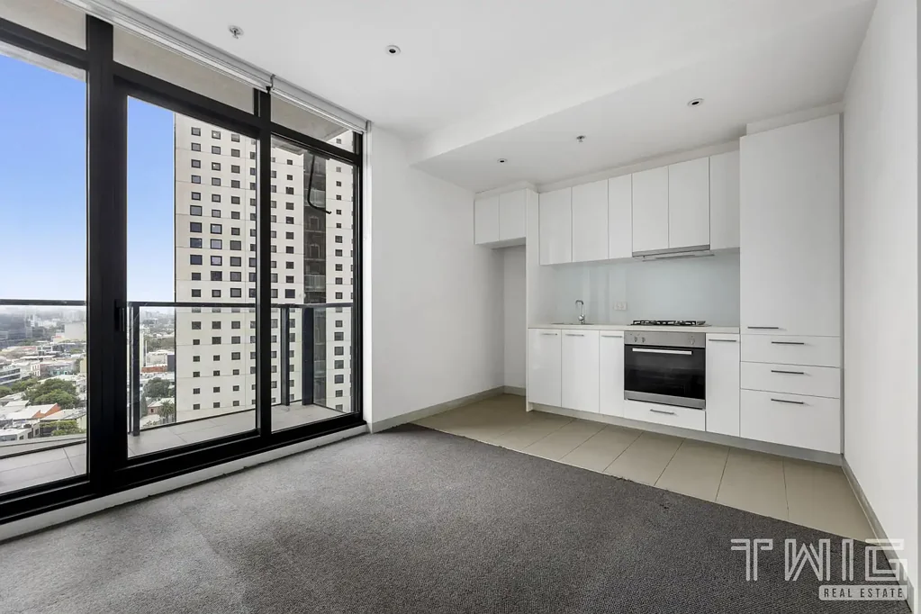 Modern Southbank Living with Resort-Style Facilities