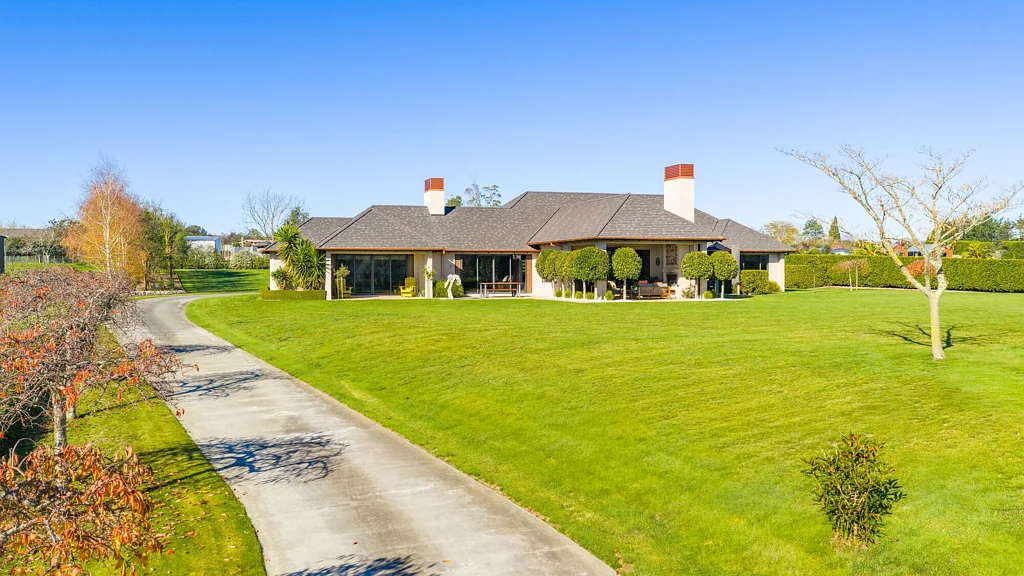 Waipukurau and Surrounds 4房  Sophisticated scale in a sought-after location