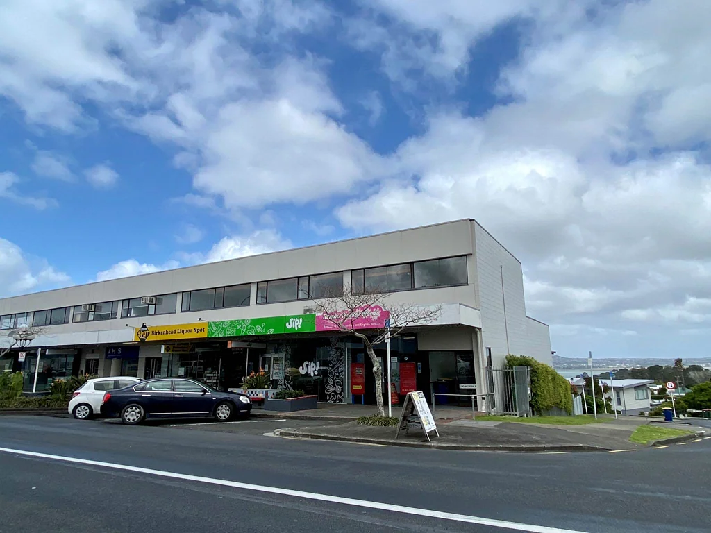 Birkenhead  CORNER OFFICE SPACE - BIRKENHEAD