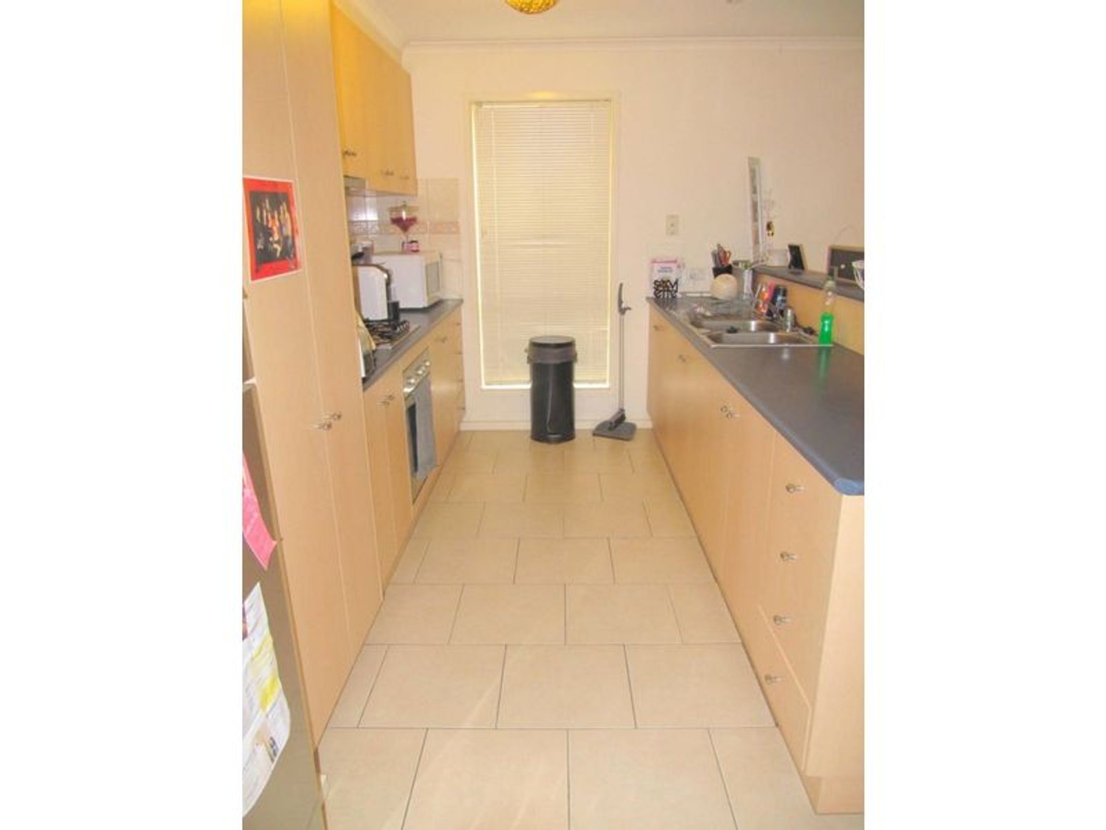 UNIT 3 22 MAHON AV, KENNINGTON VIC 3550, 0房, 0浴, Unit