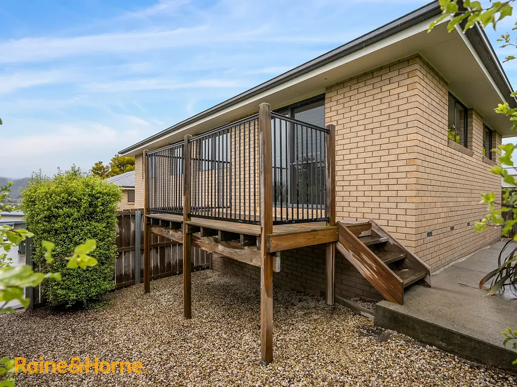 2/65 Ineke Drive, Kingston, TAS 7050