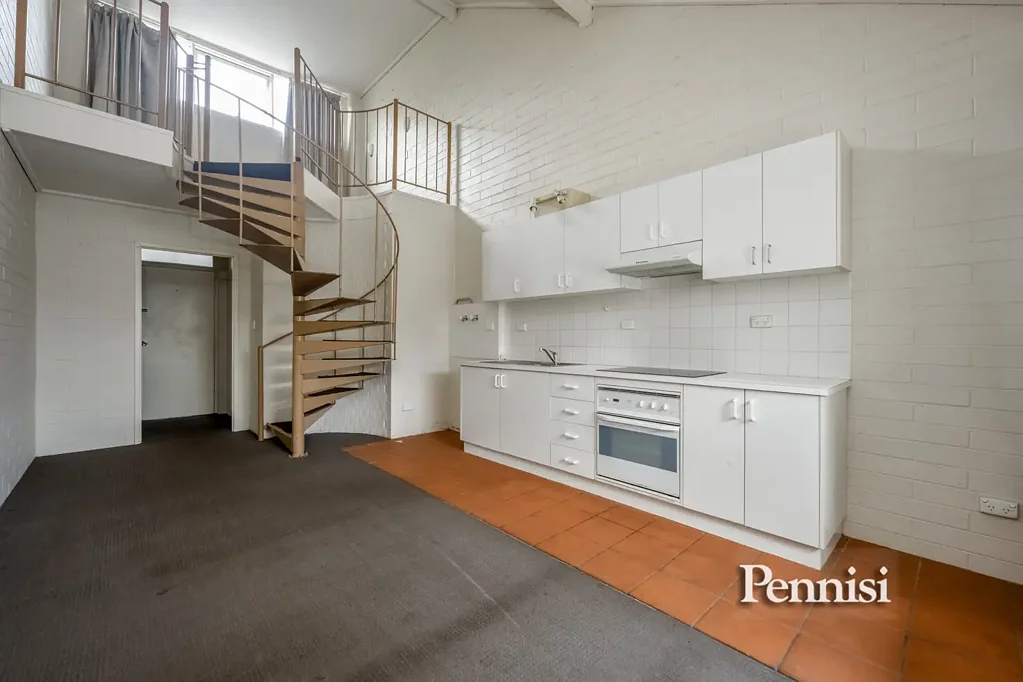 FOR LEASE BY PENNISI