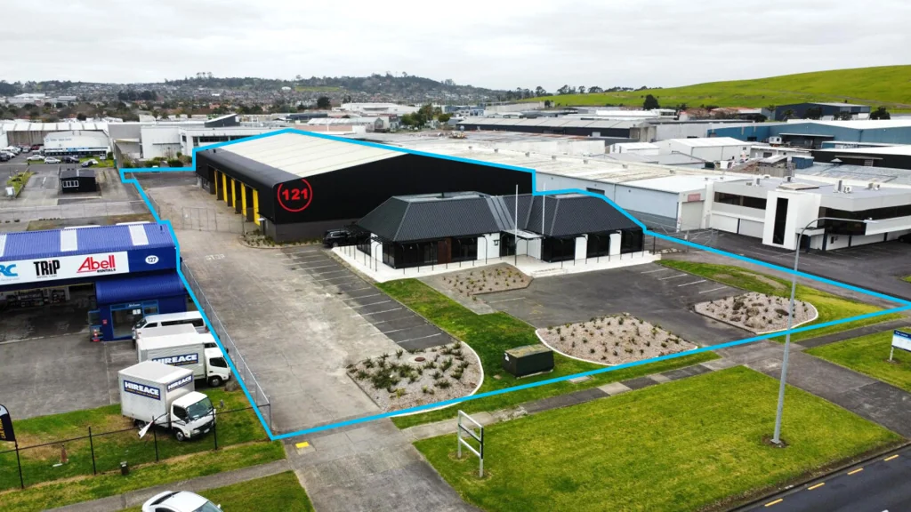 East Tamaki  Refurbished Warehouse | Deal Ready