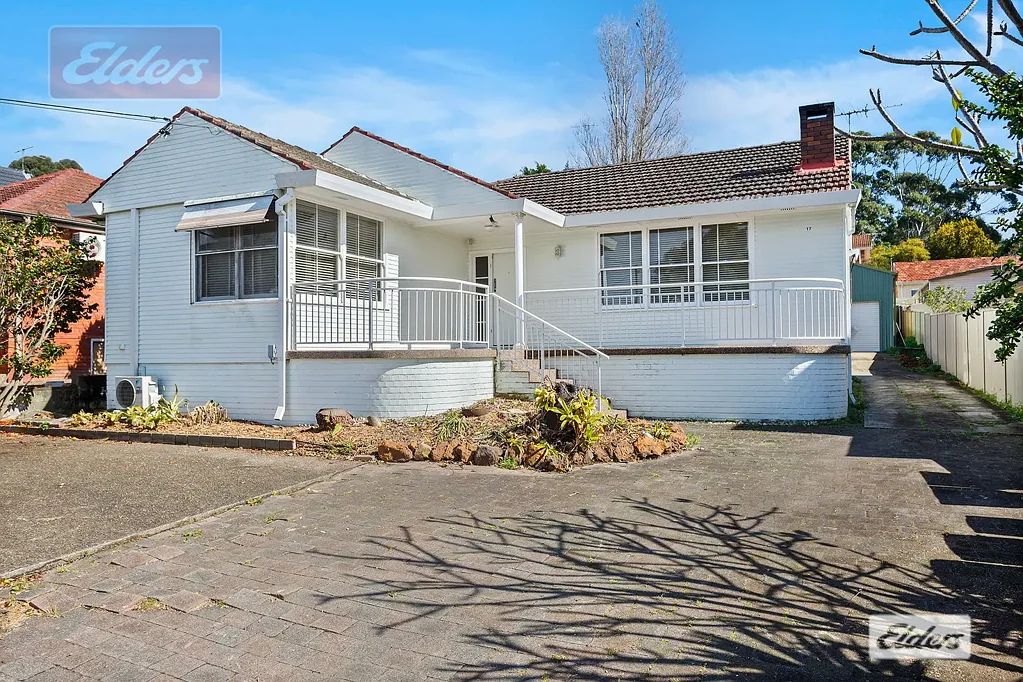 Four Bedrooms and Four Car Garage