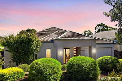 Lilydale 4 Slaapkamer SOPHISTICATED SINGLE STOREY FOCUSED ON FAMILY LIVING & ENTERTAINING...