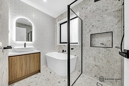 3 Astro, Werribee