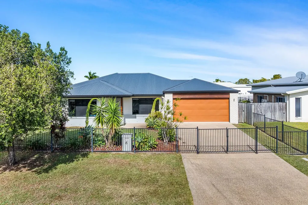 Hidden Valley 4chambre Spacious Family Living with High Ceilings & Effortless Entertaining