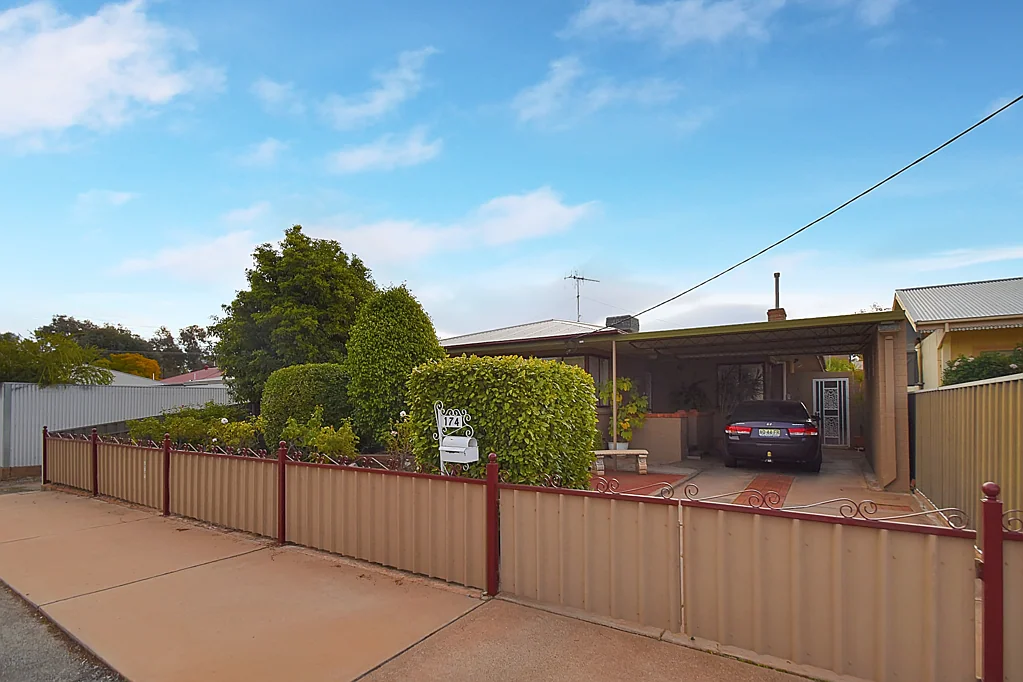 174 Gaffney Street, Broken Hill, NSW 2880