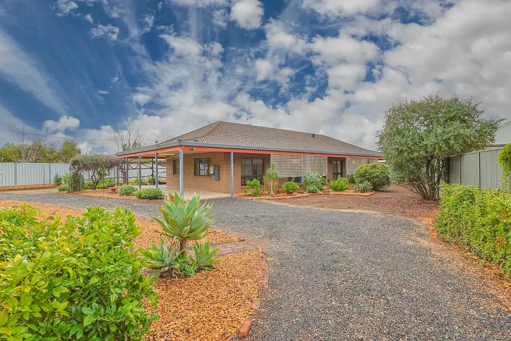 Mildura 4房  Room to Live, Entertain and Make it Your Own