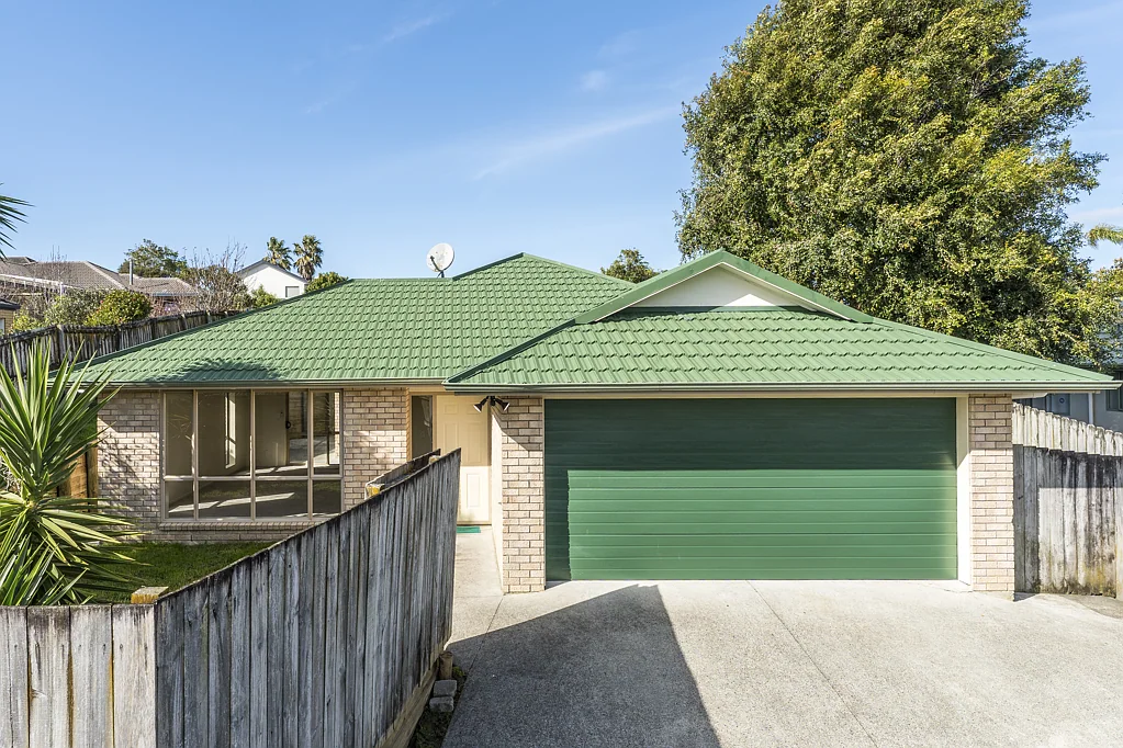 Henderson 4Zimmer Freehold 450m2 in Heights - Double School Zone!