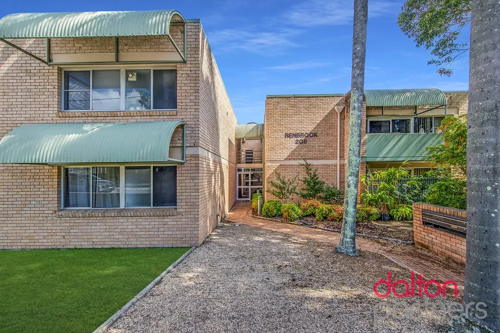 Modern Living in a Prime Position