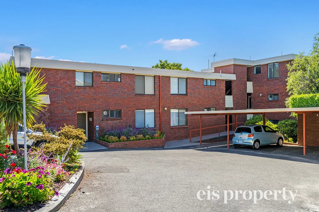 4/12 Star Street, Sandy Bay, TAS 7005