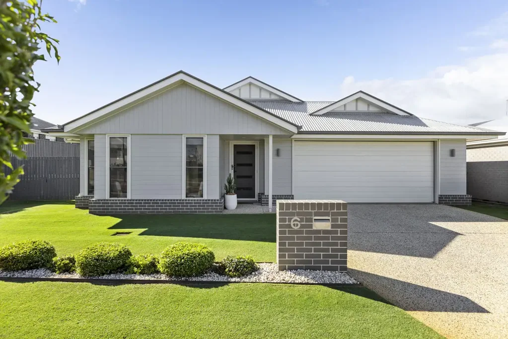 6 Olley Avenue, Highfields, QLD 4352