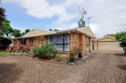 4 Winstone Avenue, Chartwell