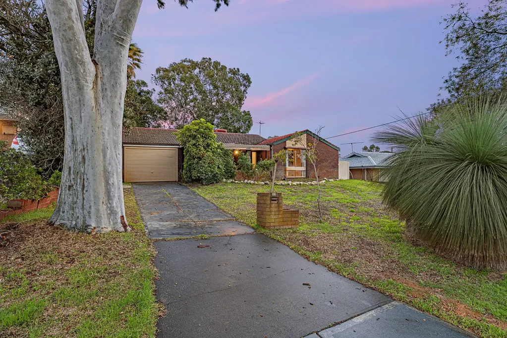 Spearwood 3chambre Big block energy - 928sqm, R40 zoning & future potential