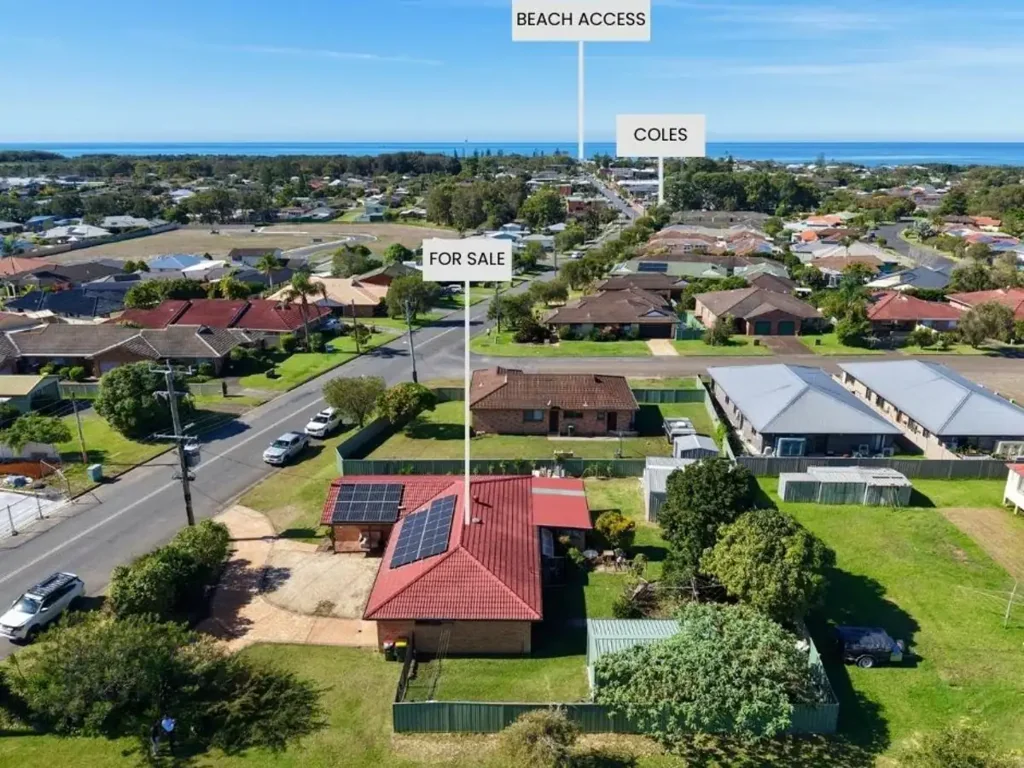 84 Old Bar Road, Old Bar, NSW 2430
