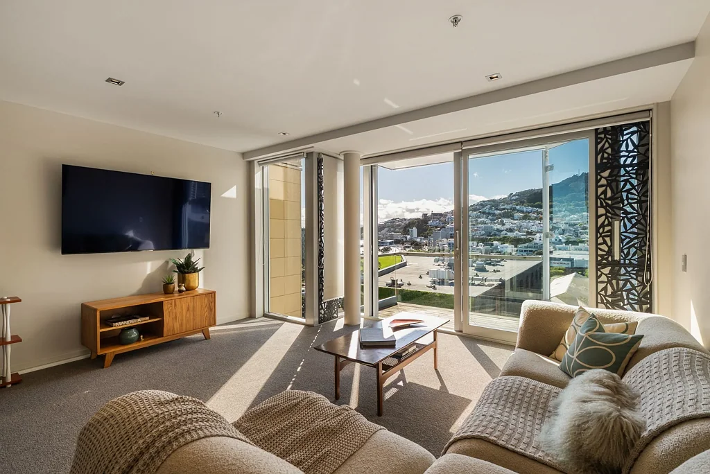 Te Aro 3房  ELEVATED VIEWS, EXCEPTIONAL CITY LIVING
