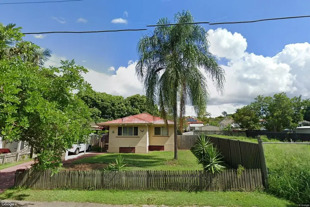 Huge Yard & Great Family Living!