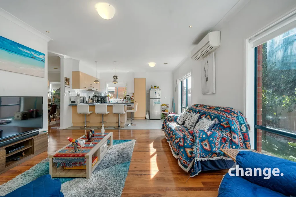 Caroline Springs 3कमरा Immaculate Home Offering Lifestyle and Convenience