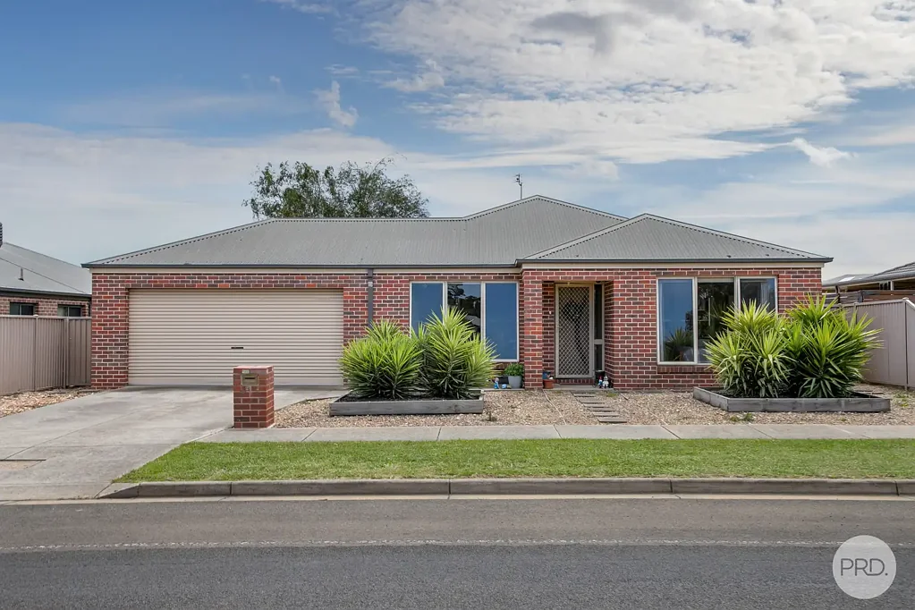 24 Crown Street, Sebastopol, VIC 3356