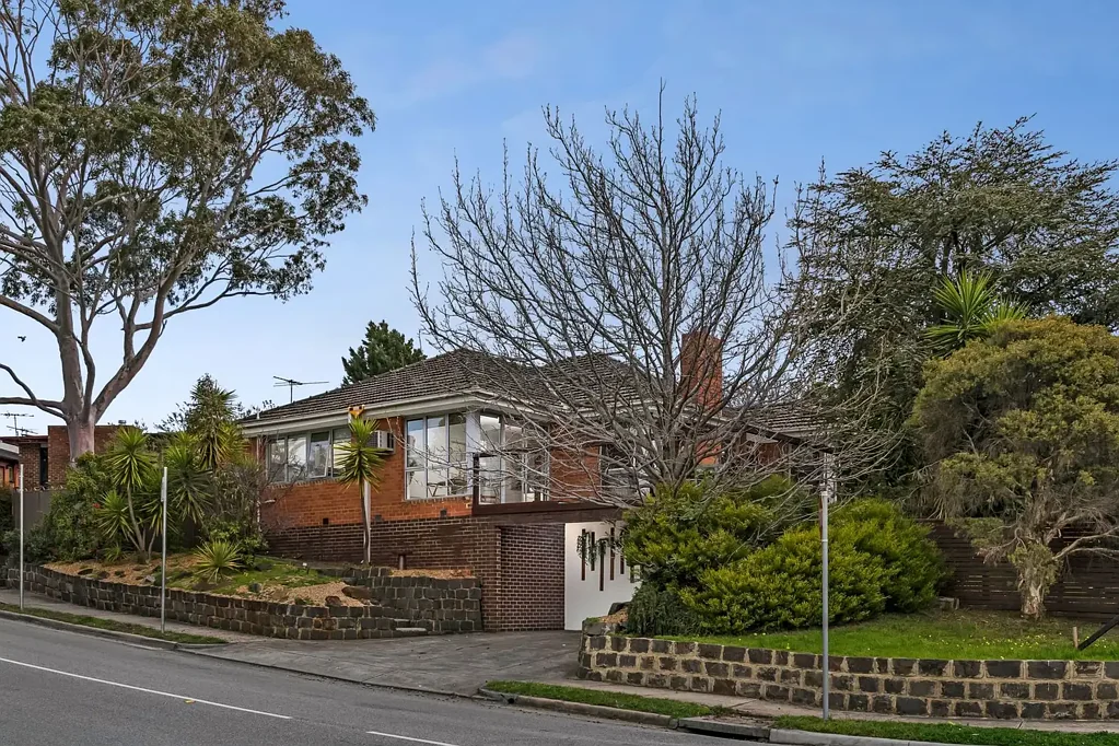 203 Mascoma Street, Strathmore, VIC 3041