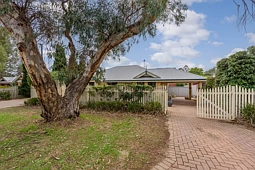 8/32 Holmesdale Road, Woodbridge