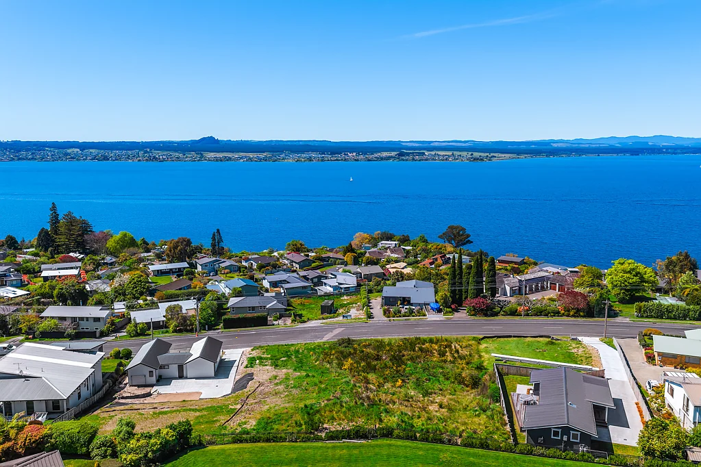 22 Wakeman Road, Acacia Bay, Taupo, Central North Island
