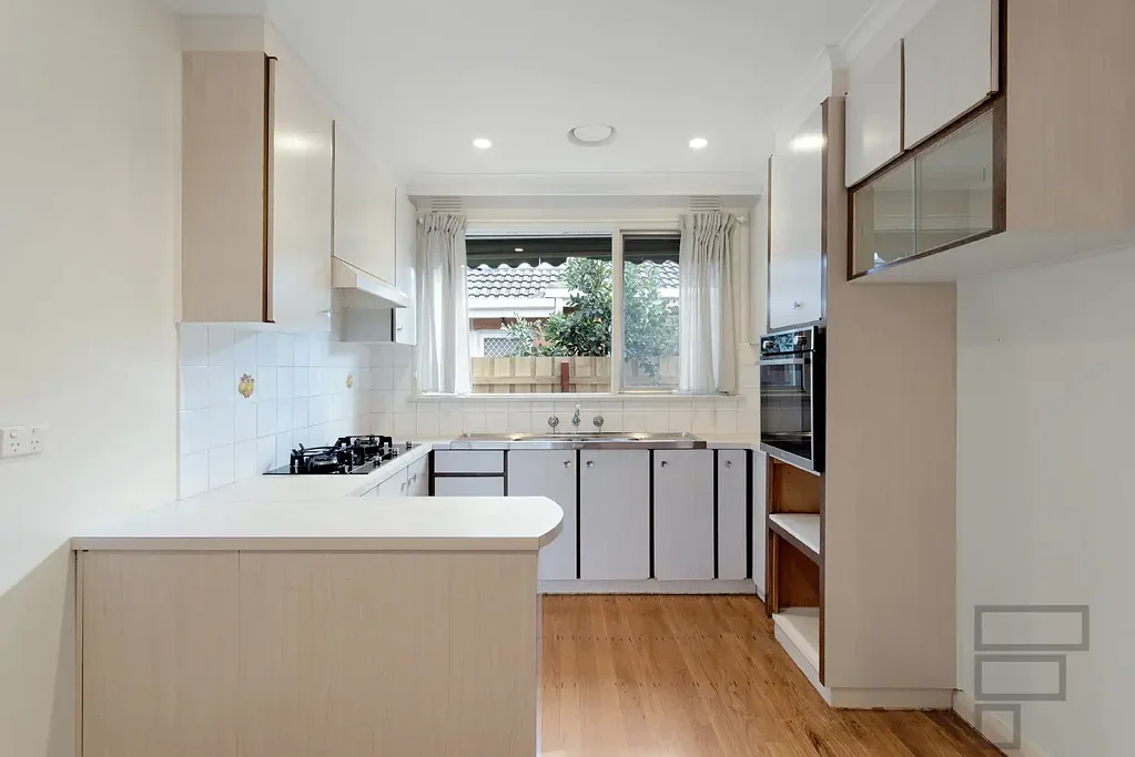 COMFORT & STYLE IN THE HEART OF CAULFIELD | FLARE REAL ESTATE
