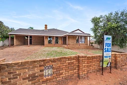 26 Lewis Street, Lamington