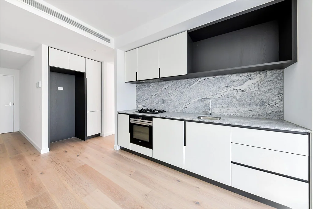 FULLY Furnished One-bedroom Apartment in CBD