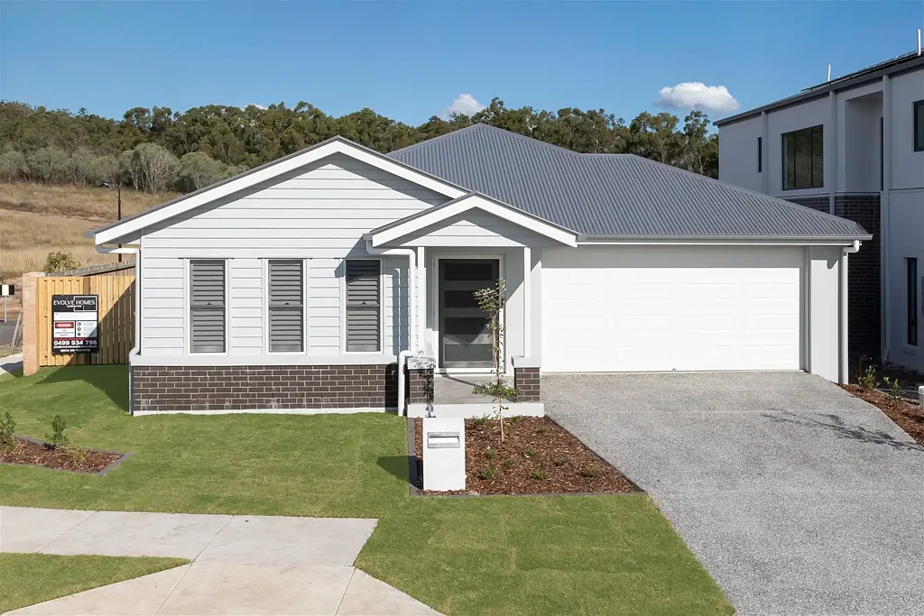 Redbank Plains 4房 此价格下最后批次地块！房屋土地套餐，包含价值超过 $75,000 的豪华升级，包括 6.6kw 太阳能系统和 16 周建造时间 LAST LOTS AVAILABLE AT THIS PRICE! House & Land with over $75,000 worth of luxury upgrades including 6.6kw solar system & 16 week build time