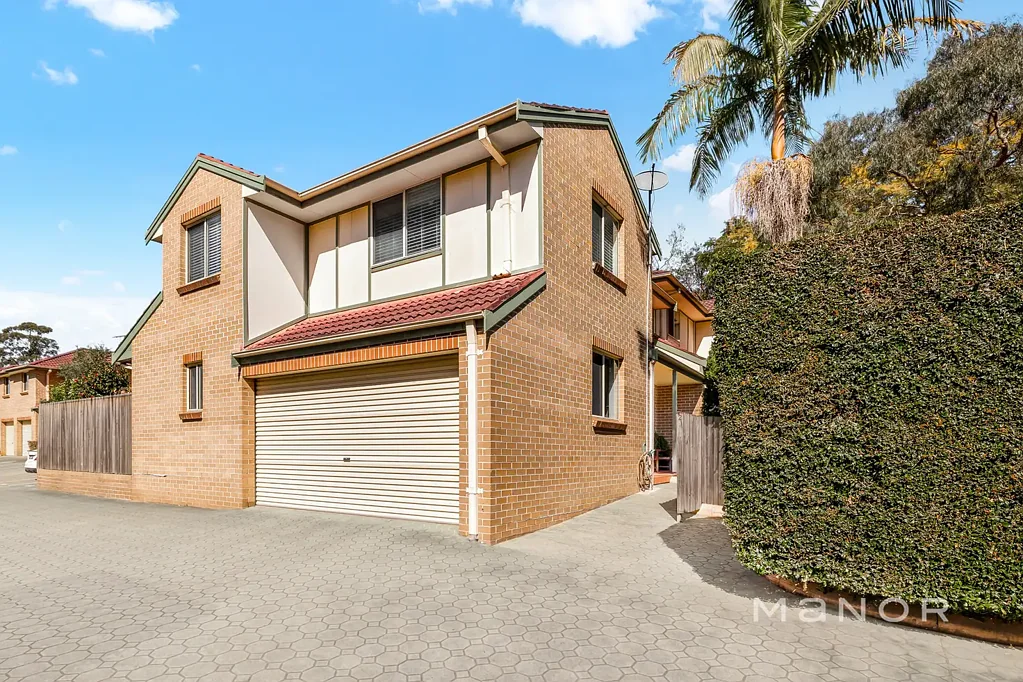 Baulkham Hills 3房  Spacious & Low Maintenance Townhouse