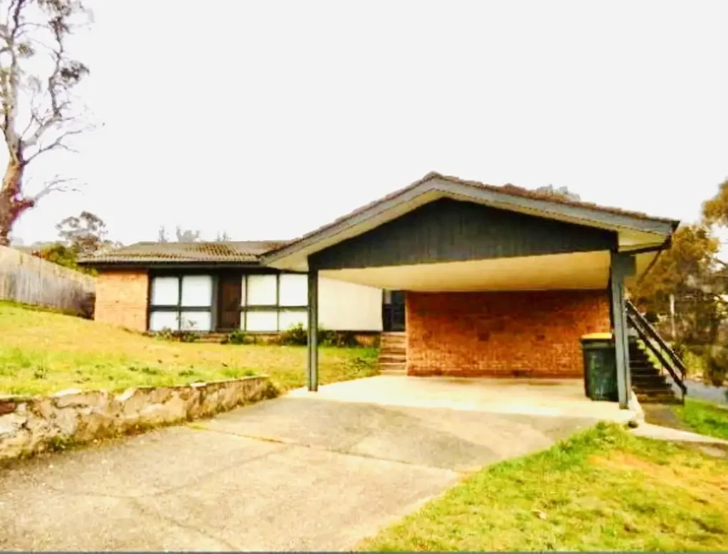 Charming 1-Bedroom Duplex for Rent
