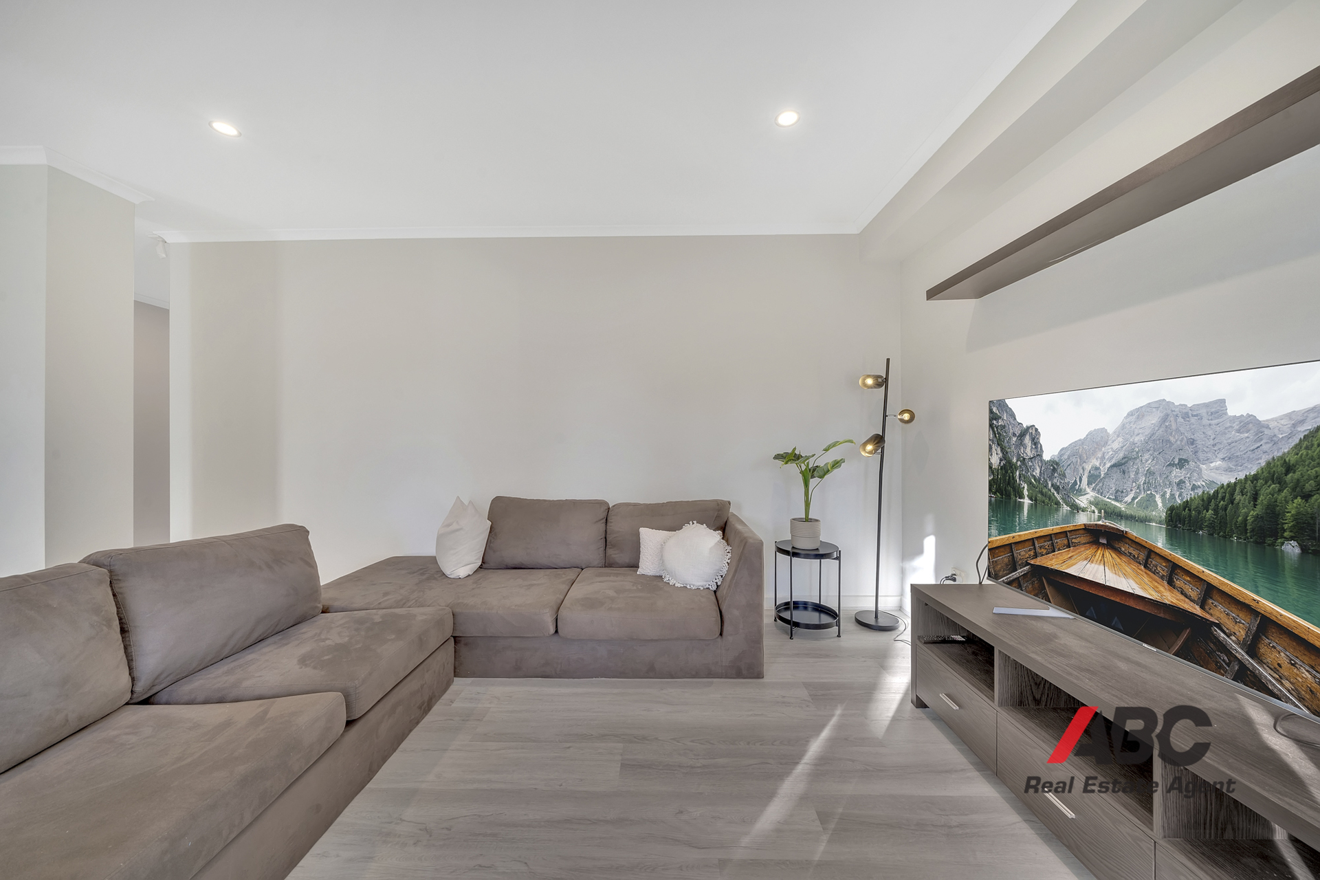 15 PARKES WAY, BURNSIDE HEIGHTS VIC 3023, 0房, 0浴, House