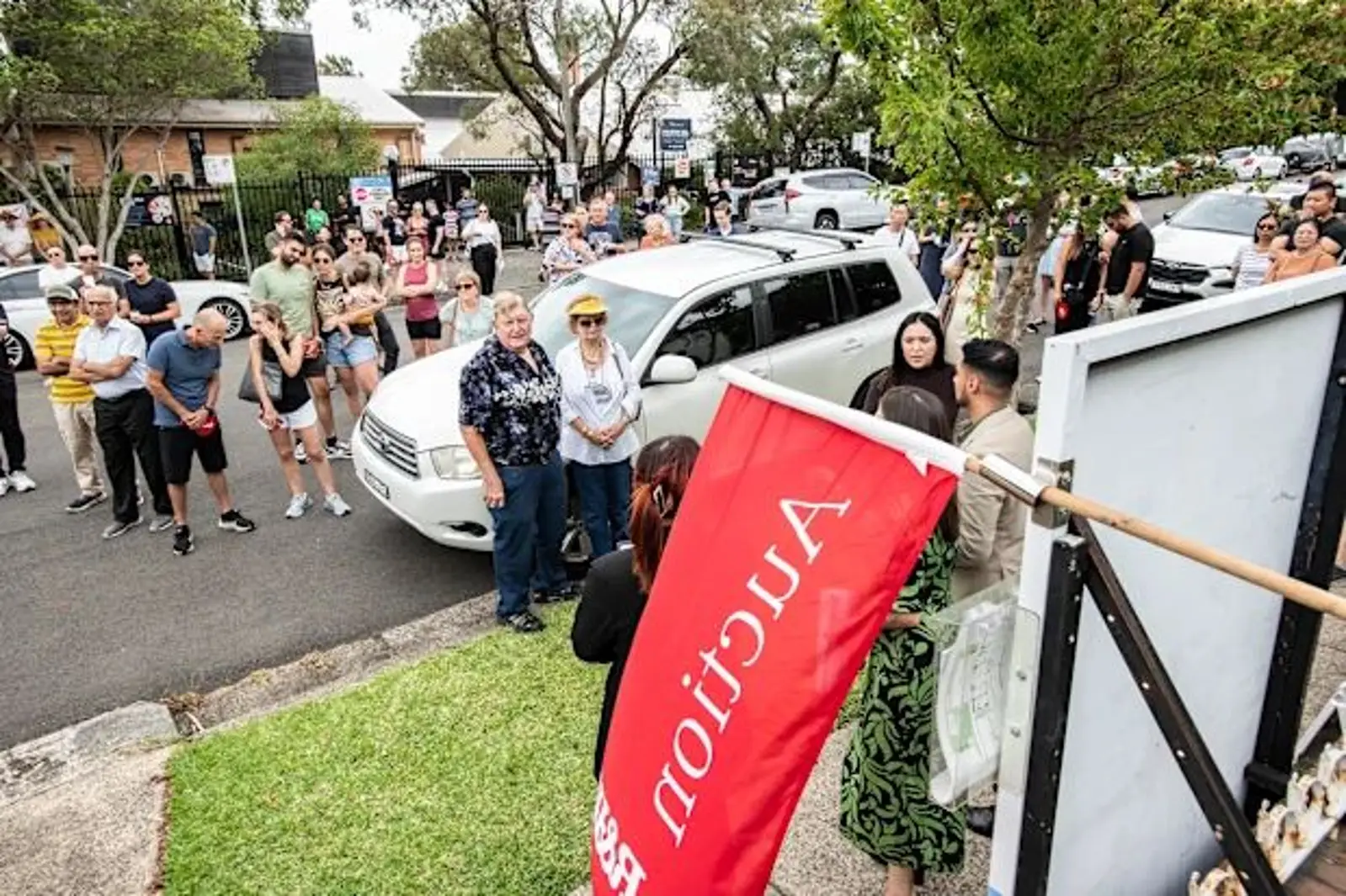 骚动开始了！降息预期引发楼市升温，澳洲拍卖热度上升，这个地区领跑！
