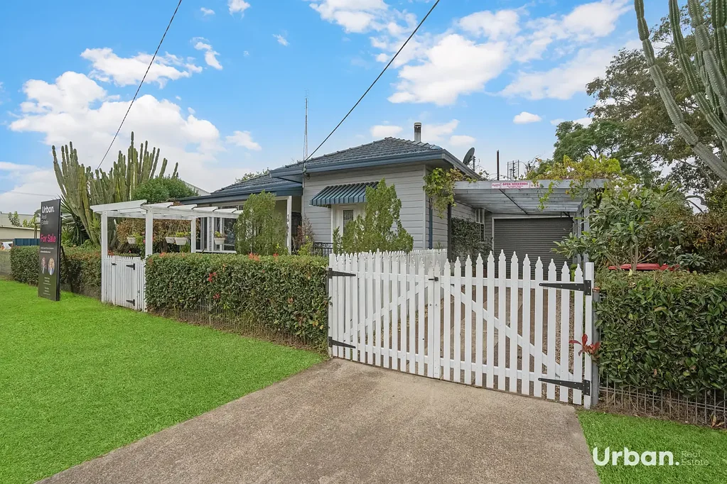 Cessnock 3 Slaapkamer LIVE, INVEST OR UNLOCK THE POTENTIAL WITH MU1 MIXED USE ZONING