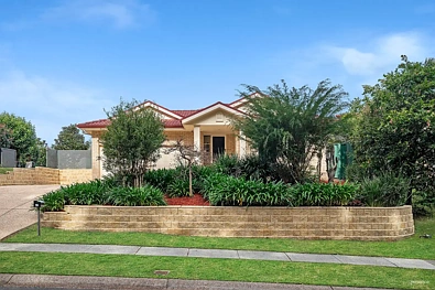 Fletcher 4Habitaciones Immaculate North-Facing Family Sanctuary Opposite Bushland Reserve