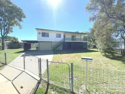 4 Lester Court, Clermont