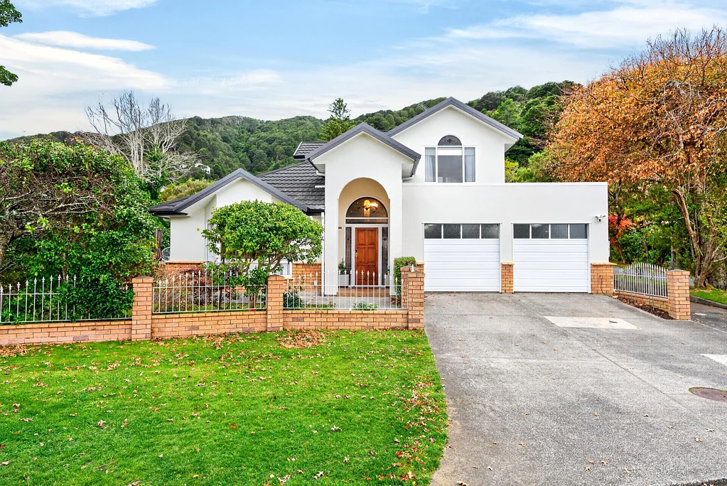 Eastbourne 3房  Coastal Elegance with Exceptional Family Living