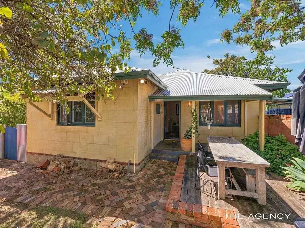 Hamilton Hill 3कमरा Tranquil Family Sanctuary with Four Living Zones, Pool & Zen Vibes