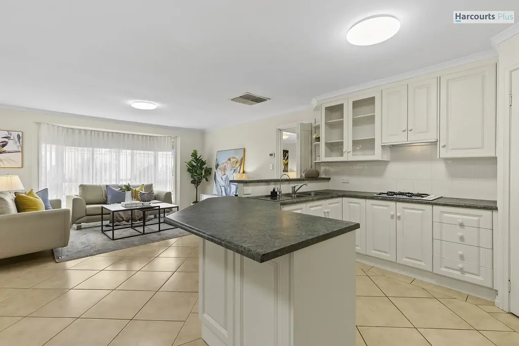 14 Carlisle Court, Hallett Cove, SA 5158