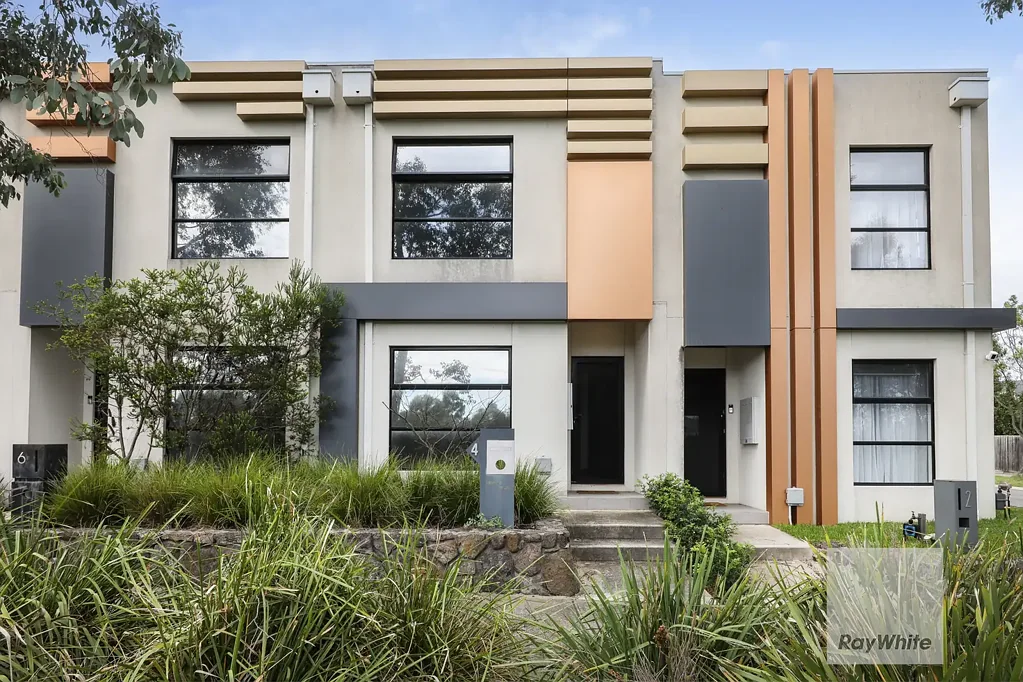 4 Lemnos Walk, Greenvale, VIC 3059