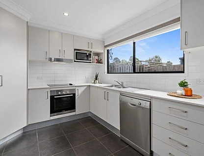 2/24 Careel Close, Helensvale, Gold Coast, 4 rūma, 2 rūma horoi, Townhouse
