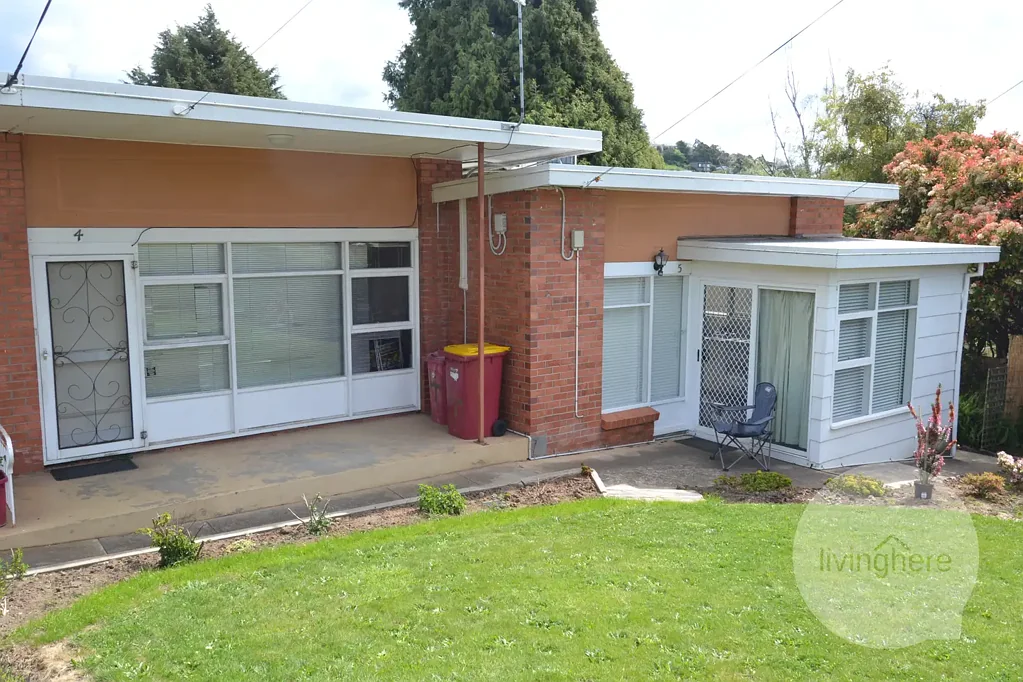 Neat 2 bedroom unit, live here?