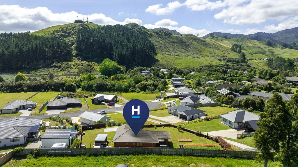 Waihi 2Moenga Tidy Brick Home, Low-Maintenance Living