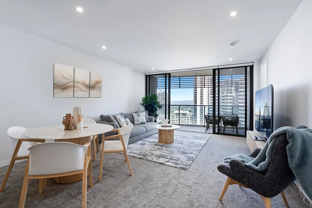 21901/21 Elizabeth Avenue, Broadbeach, QLD 4218