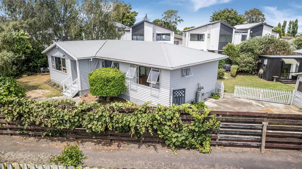 Rosehill 3 Bedroom Vendors have bought! Presenting ALL offers!